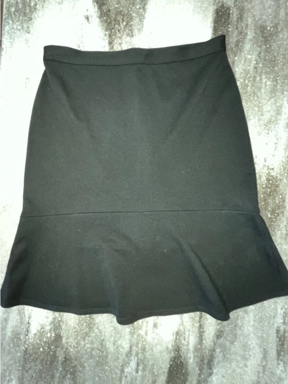 BCBGMaxAzria Black A-Line Flounce Hem Skirt